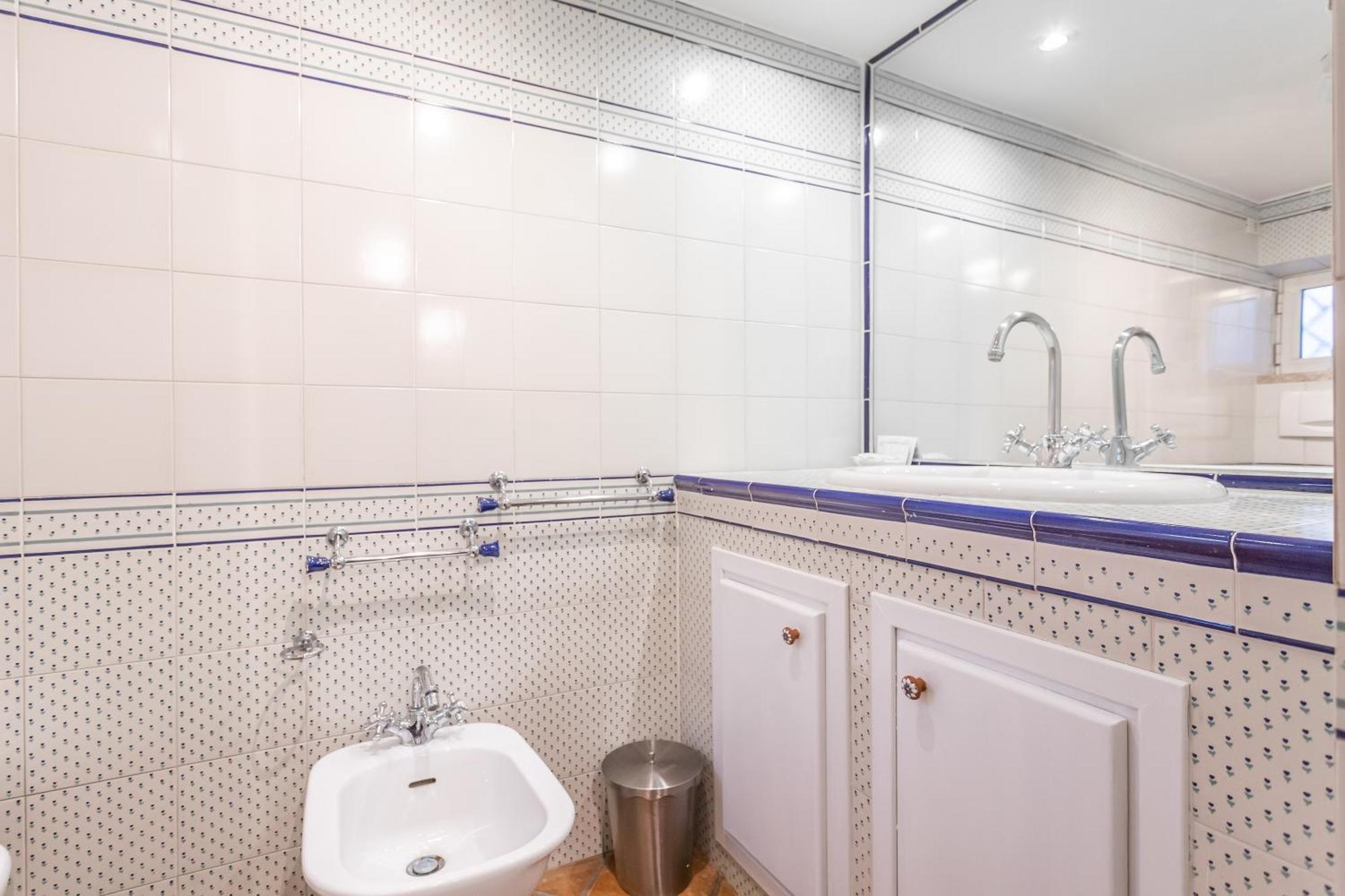 Art House Trastevere Luxury Apartment Рим Экстерьер фото